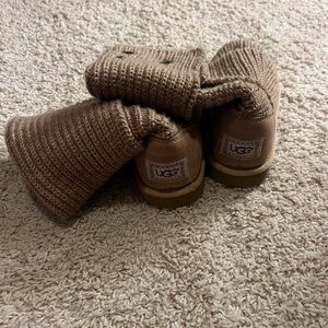 Tan knit UGG boots